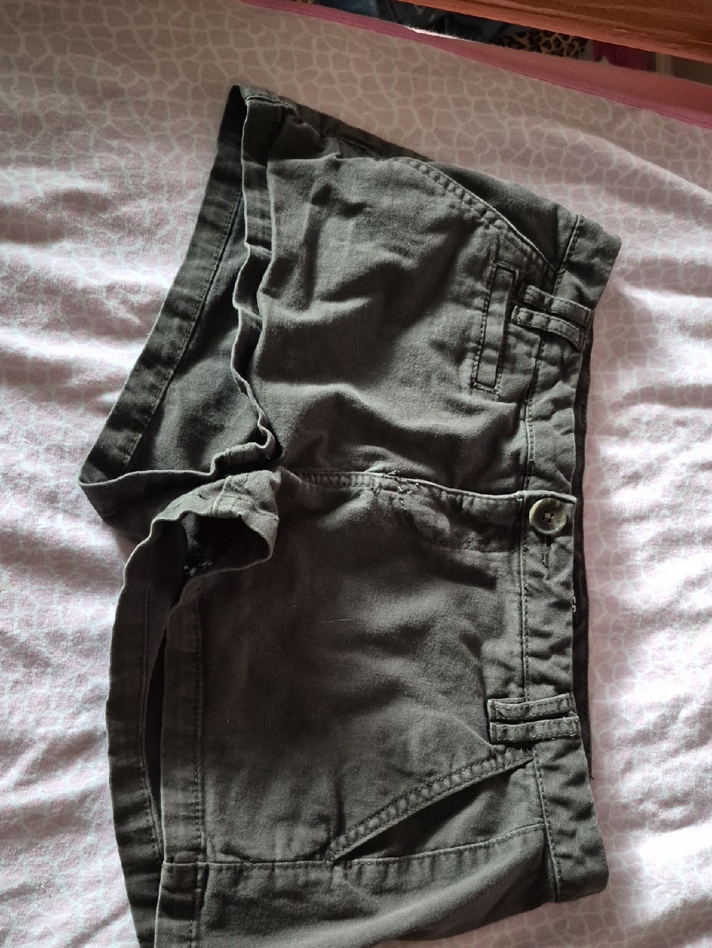 vintage 2000s chic dark green minishorts